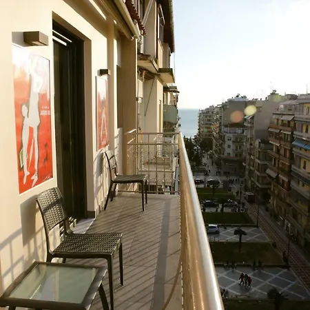 Navarinou Loft Apartment