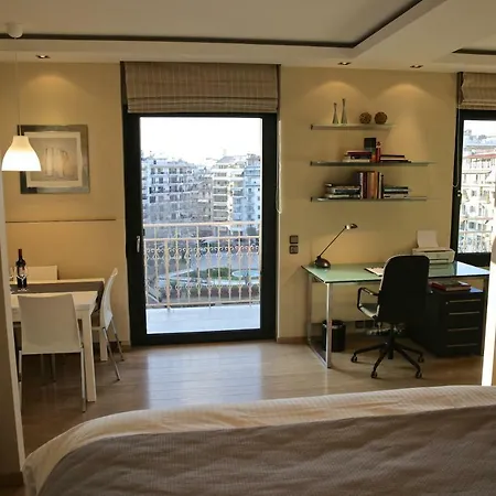 Διαμέρισμα Navarinou Loft